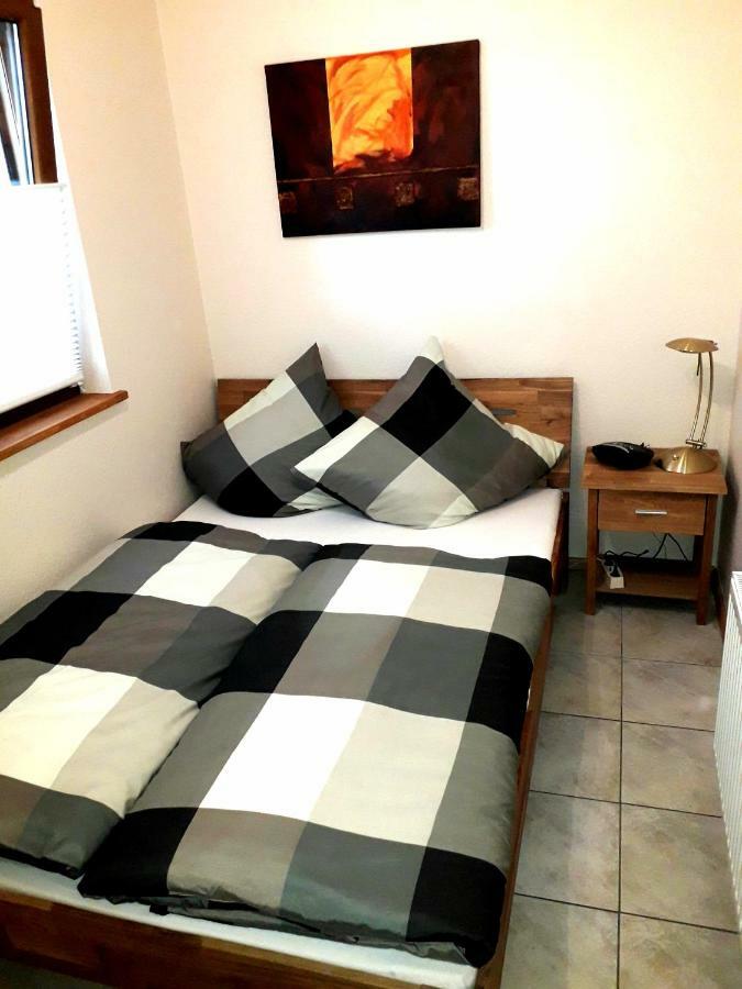 Ferienwohnung Adams Hinterweiler 外观 照片